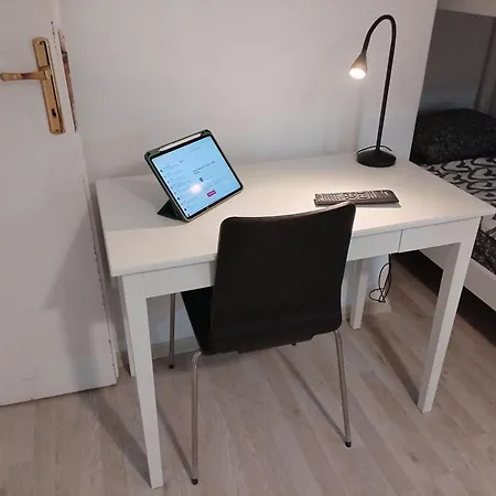 Center Apartment-sleeps5-balcony-live Neighborhood * Saloniki