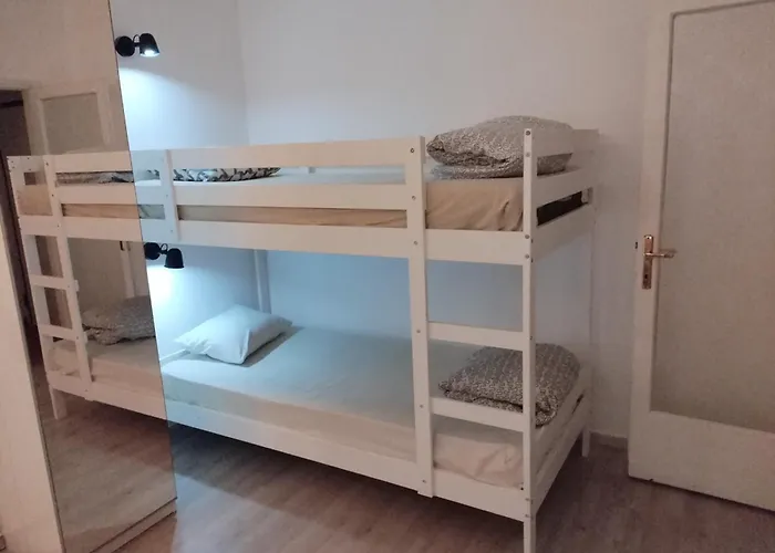 Apartament Center Apartment-sleeps5-balcony-live Neighborhood Saloniki