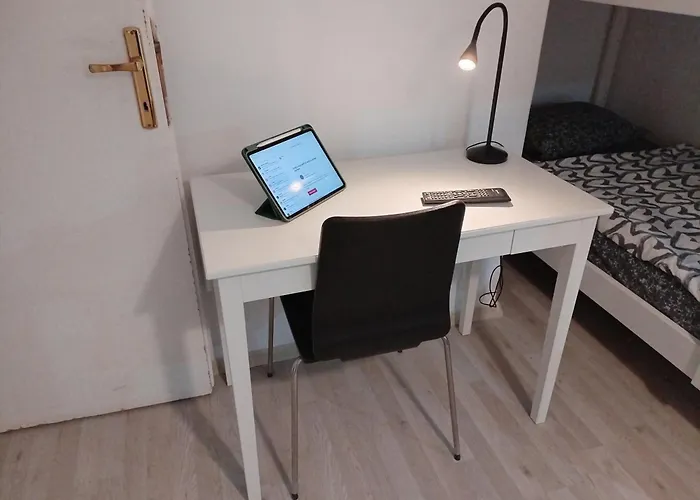 Center Apartment-sleeps5-balcony-live Neighborhood * Saloniki