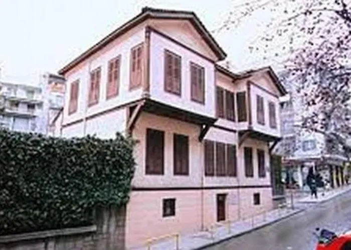 Center Apartment-sleeps5-balcony-live Neighborhood Apartament