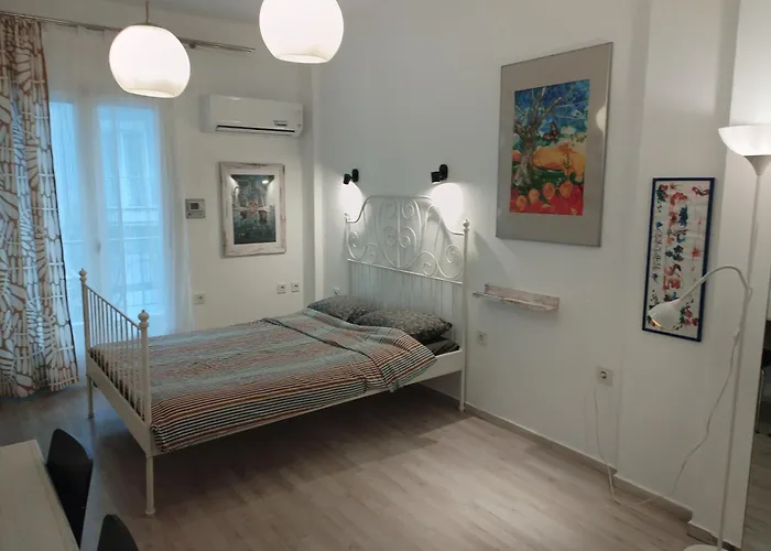 Apartament Center Apartment-sleeps5-balcony-live Neighborhood Saloniki